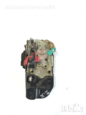 Механизъм за заключване на задна дясна врата за Jeep Cherokee (2002-2008), снимка 2 - Части - 53571314