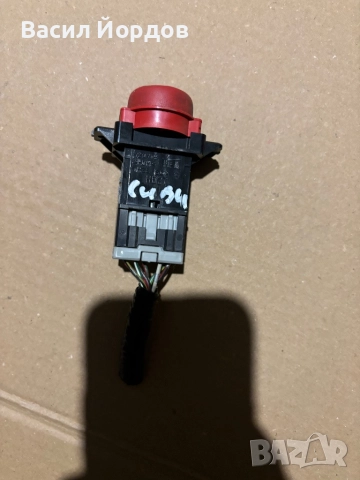 Бутон Аварийни за Хонда Сивик 7 / Honda Civic 7 / Копче Аварийни / M18155 HZS S3N, снимка 2 - Части - 51694069