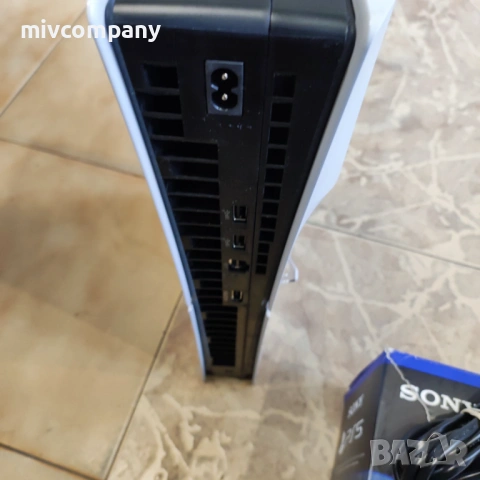 PlayStation 5 (Slim) Disc+1 джойстик+6 игри Гаранция!!!, снимка 6 - PlayStation конзоли - 54056234