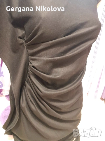 Малка черна рокля, снимка 2 - Рокли - 53119200