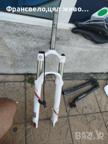 26 цола вилка за велосипед колело всичко работи rock shox 