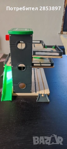 Дървен паркинг за колички, снимка 2 - Коли, камиони, мотори, писти - 51002541