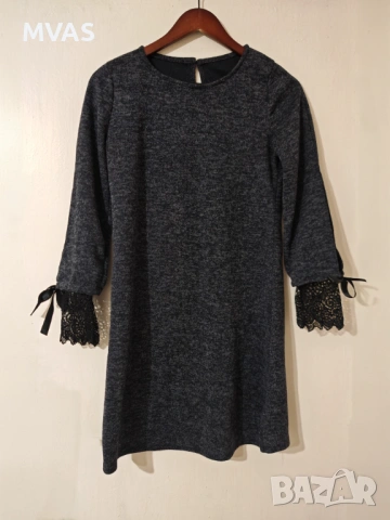 Нова дамска тъмно сива рокля с дантела 3/4 ръкав S M размер, снимка 2 - Рокли - 53102466
