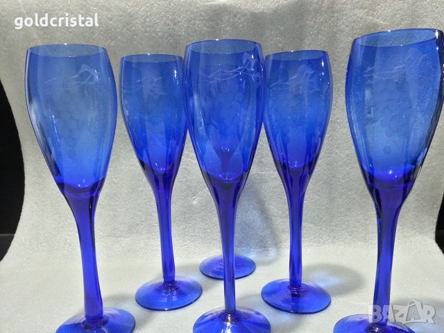 стари стъклени чаши цветно стъкло 