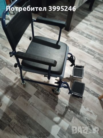 Тоалетен стол за възрасни , снимка 2 - Столове - 45294646