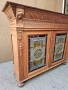 Шкаф с дърворезба и цветен витраж, снимка 4