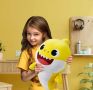 Плюшена играчка Pinkfong Baby Shark, голяма мека играчка Бебе Акула, около 43 см, снимка 2