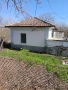 Продавам къща в с.Сламино-Център окръг Ямбол, снимка 2