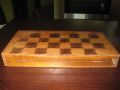 Стари табла и шах, с дървени фигури и пулове. Произведена през соца.  Цена 33 лева.  Пращам по Еконт, снимка 7