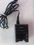 Зарядно устройство Sony BC-CS2A за 4 AA/AAA батерии, снимка 1