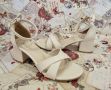 Дамски елегантни сандали в бяло