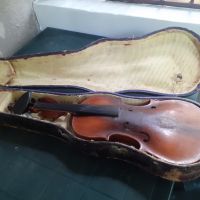 Стара маркова цигулка, снимка 1 - Антикварни и старинни предмети - 45437359