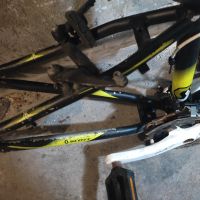 Scott Scale 24 цола Рамка +курбели+обтегачи+колче за седалка , снимка 3 - Части за велосипеди - 45640245