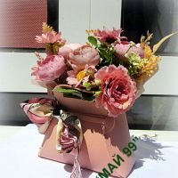 Кожена чантичка с цветя, снимка 3 - Подаръци за жени - 45636202