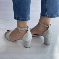 Стилни дамски сандали с ток , снимка 2 - Сандали - 45193158