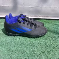 Стоножки adidas eu 30, снимка 1 - Детски обувки - 45190136