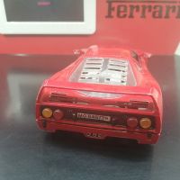 Ferrari f40 1/18, снимка 3 - Колекции - 45457252