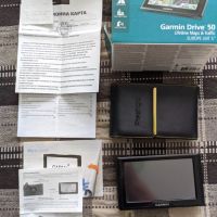 Продавам навигация Garmin Drive 50 + екстри, снимка 1 - Аксесоари и консумативи - 45385182