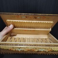 Ръчномизработена старинна кутия за цигари 100%дърво, снимка 8 - Антикварни и старинни предмети - 45121375