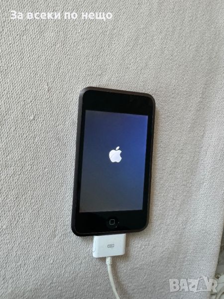 Айпод Apple iPod Touch 1st Generation Model A1213 16GB, снимка 1