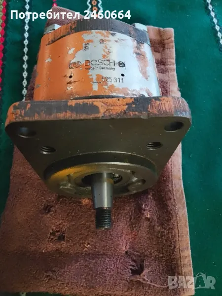 Хидравлична помпа BOSCH , снимка 1