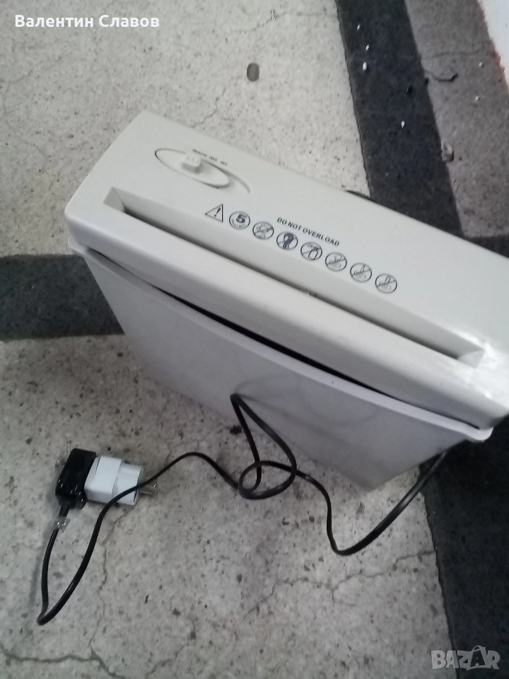 Шредер за унищожаване на документи, снимка 1