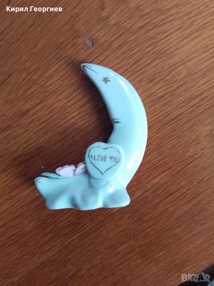 Порцеланова статуетка, снимка 1