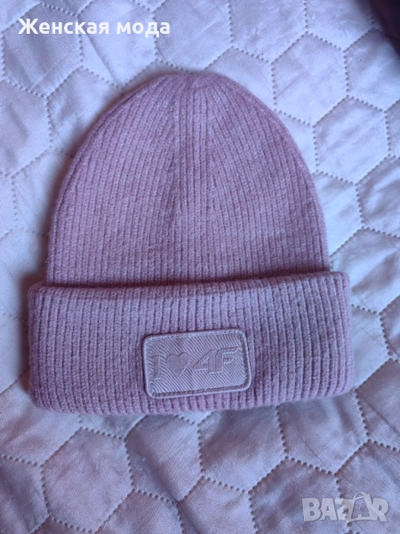 Дамска зимна шапка в розово, снимка 1