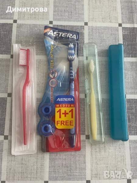 Четка /четки/ за зъби с кутийка, кутийки за съхранение на четки за зъби, снимка 1