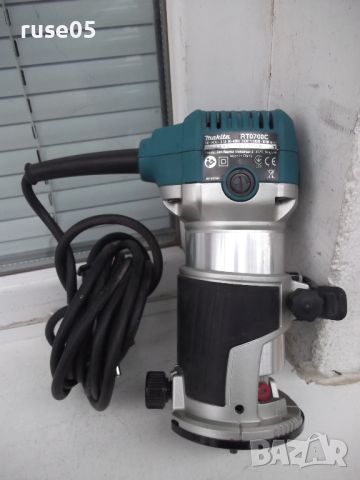 Фреза "Makita - RT0700C - 710 W , 6-8 мм" челна работеща, снимка 4 - Други инструменти - 45423851