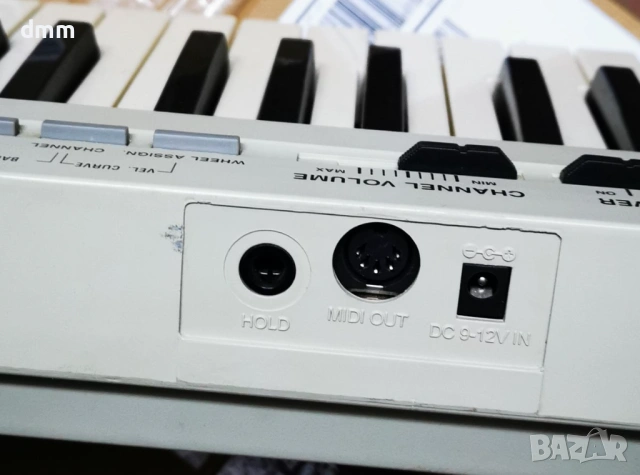 MIDI клавиатура, снимка 2 - Синтезатори - 53573666