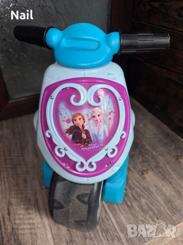 Балансиращ мотор Frozen Neox Ride-On Motorbike Injusa Замръзналото кралство 2, снимка 7 - Детски велосипеди, триколки и коли - 52376544