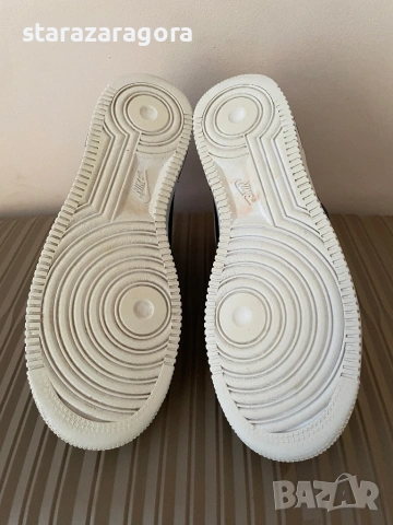 Nike Air Force 1 Mid , снимка 7 - Маратонки - 53859878