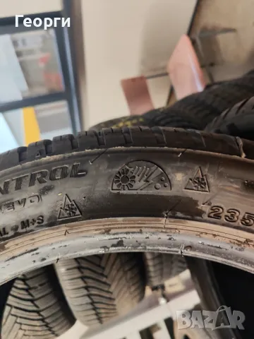 2бр.всесезонни гуми 235/45/18 Bridgestone, снимка 5 - Гуми и джанти - 47952720