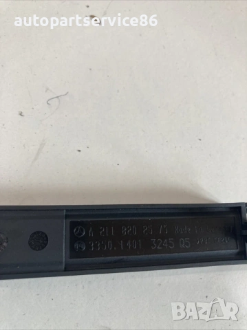 Антена усилвател за Mercedes CLK W209 320 (2005) A2118202575, снимка 2 - Части - 53871215