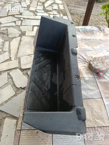 Лява пластмасова степенка за Форд Транзит 2002г., снимка 3 - Части - 51047157