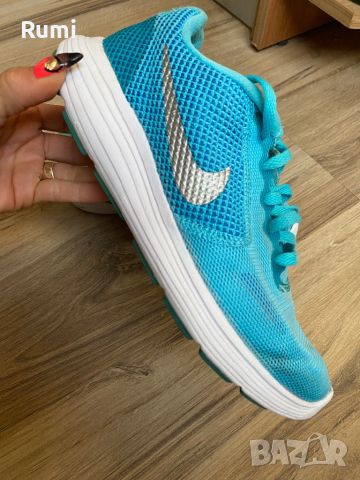 Оригинални маратонки NIKE Revolution 3 GS! 38 н, снимка 1 - Маратонки - 45107708