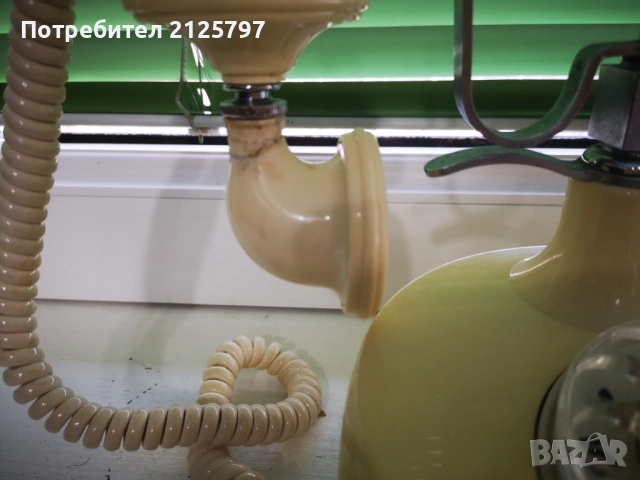 Продавам стра телефон с бурно минало, снимка 8 - Антикварни и старинни предмети - 51883946