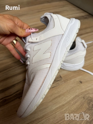 Оригинални класически маратонки New Balance 247! 43 н, снимка 2 - Маратонки - 52171124