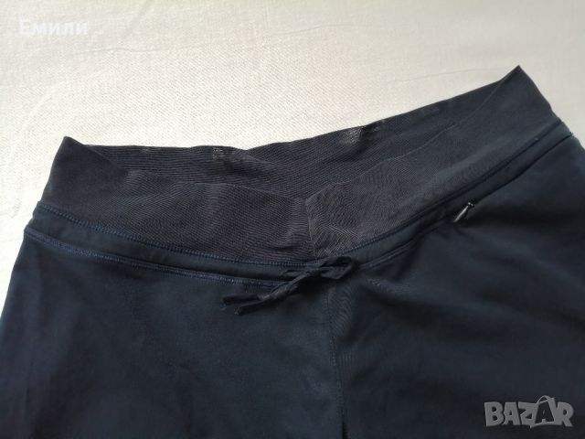 Nike оригинални дамски къси панталони - шорти в тъмносин цвят р-р XS, снимка 2 - Къси панталони и бермуди - 45568461