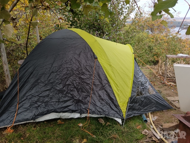 Голяма двупластова палатка 
