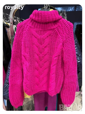 Дамски цикламов пуловер ръчно плетиво