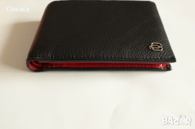 Piquadro Splash с RFID защита портфейл с лек дефект, снимка 6 - Портфейли, портмонета - 54177193