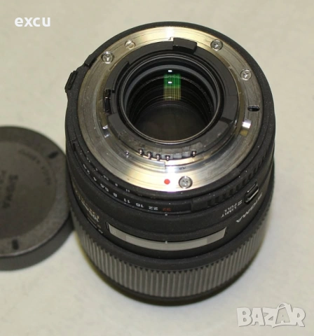Macro обектив Sigma AF 105mm F2.8 DG EX за Nikon, снимка 2 - Обективи и филтри - 53491881