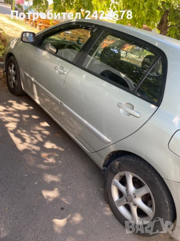 Тойота Корола 2.0, снимка 3 - Автомобили и джипове - 51151956