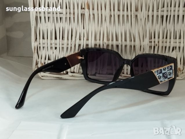 Дамски слънчеви очила - 30 sunglassesbrand , снимка 3 - Слънчеви и диоптрични очила - 45844567