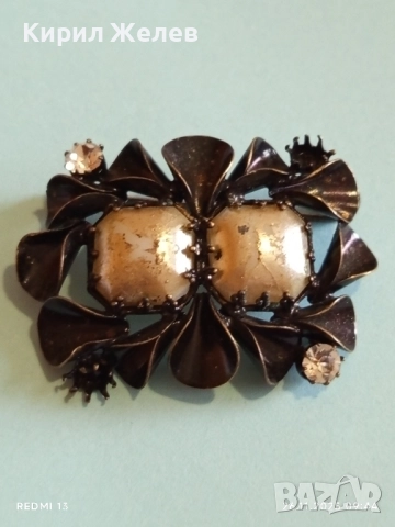 ВИНТИДЖ БРОШКА в ЦВЯТ ОРЪЖЕЕН МЕТАЛ със СИМУЛИРАНИ ПЕРЛИ и КРИСТАЛИ 52203, снимка 2 - Други - 52545069