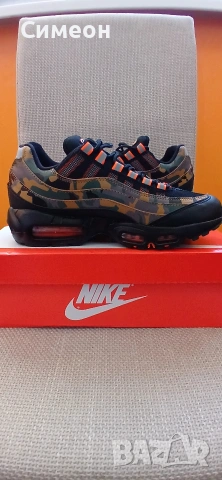 Nike Air Max 95 -100%оригинални 42 номер, снимка 3 - Маратонки - 53836444