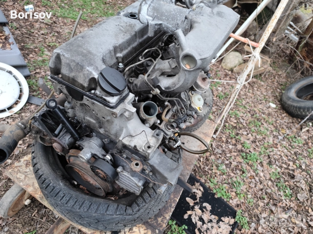 Двигател Мерцедес Вито2.3тд
