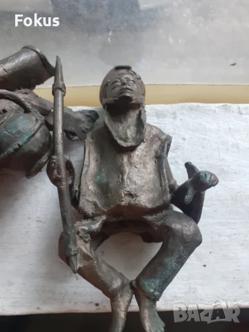 Стара бронзова статуетка на войн с камила фигура пластика, снимка 5 - Антикварни и старинни предмети - 51055435